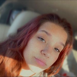 Meet your Posher, Hailey